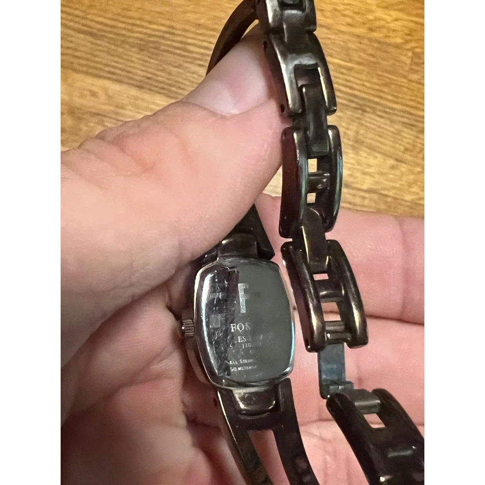 Fossil ES-1717 Womens Bangle‎ Watch Gunmetal Stainless Steel Split Cuff Bracelet